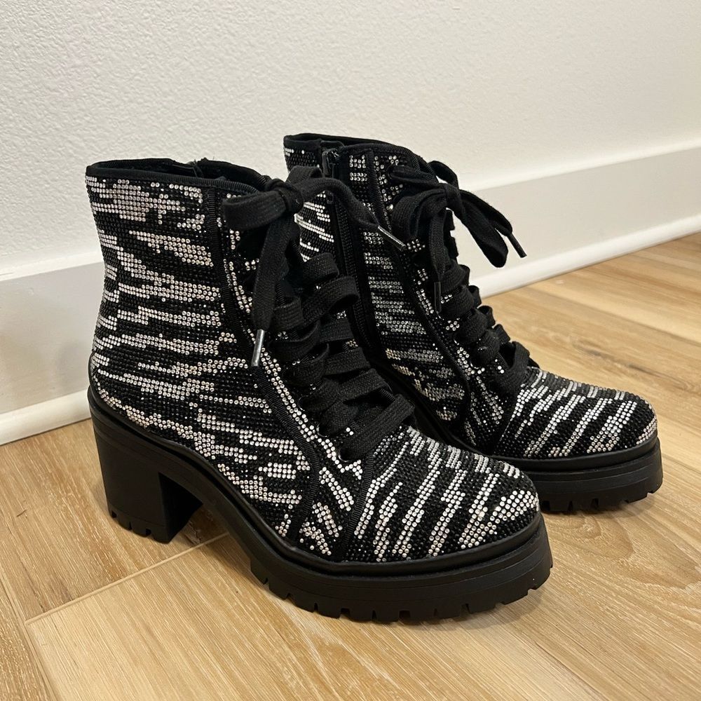 GIANNI BINI Bright Side Zebra Rhinestone Ankle Boots Size 6.5